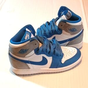 Nike Air Jordan Kids Blue and Gray Sneakers